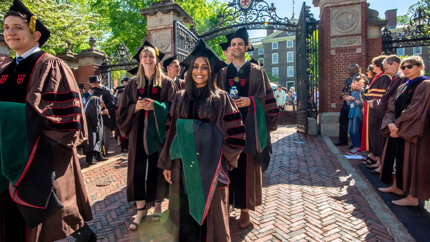 Graduating Students & Residents Financial Aid Medical School